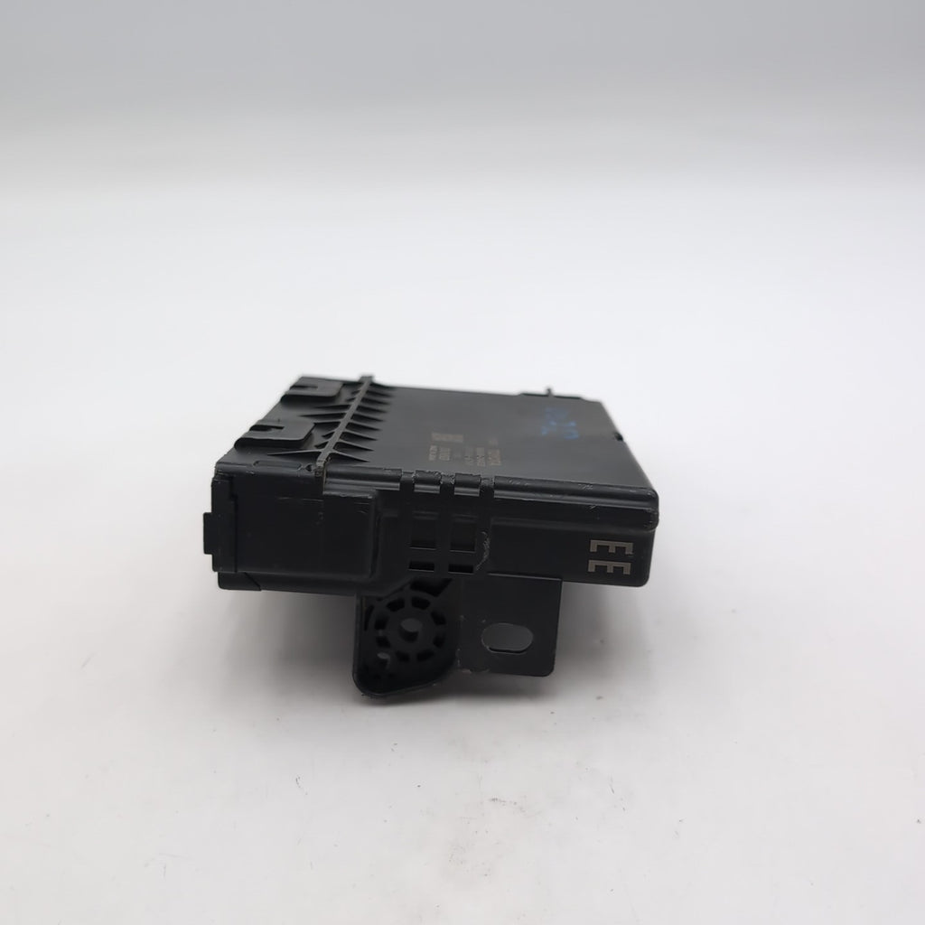 2019 2020 2021 Lexus RC350 Air Conditioner Amplifier Control Module 88650-24433
