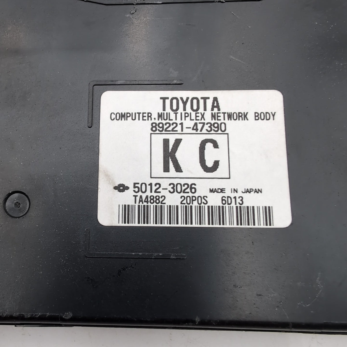 2015 2016 Toyota Prius V Multiplex Network Body Control Module 89221-47390