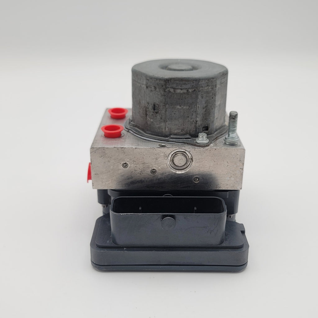 2014 2015 Mercedes-Benz GLA45 ABS Pump Control Unit OEM A1764311612