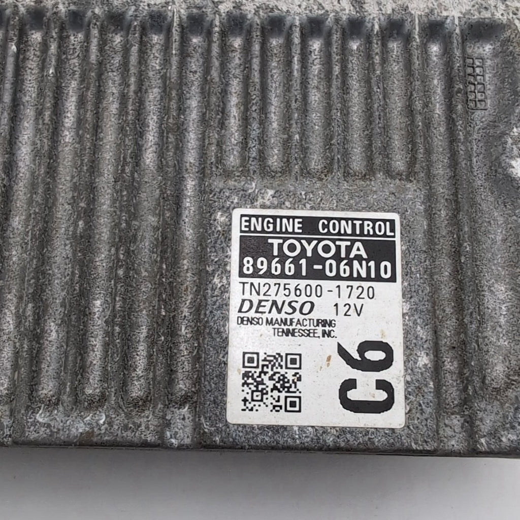2015 Toyota Camry 2.5L Engine Computer Control Module ECU 89661-06N10