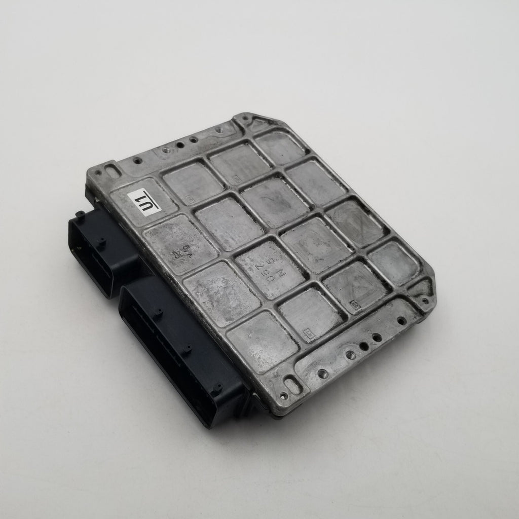 2011 Toyota Prius Engine Computer Control Module ECU ECM OEM 8966147390