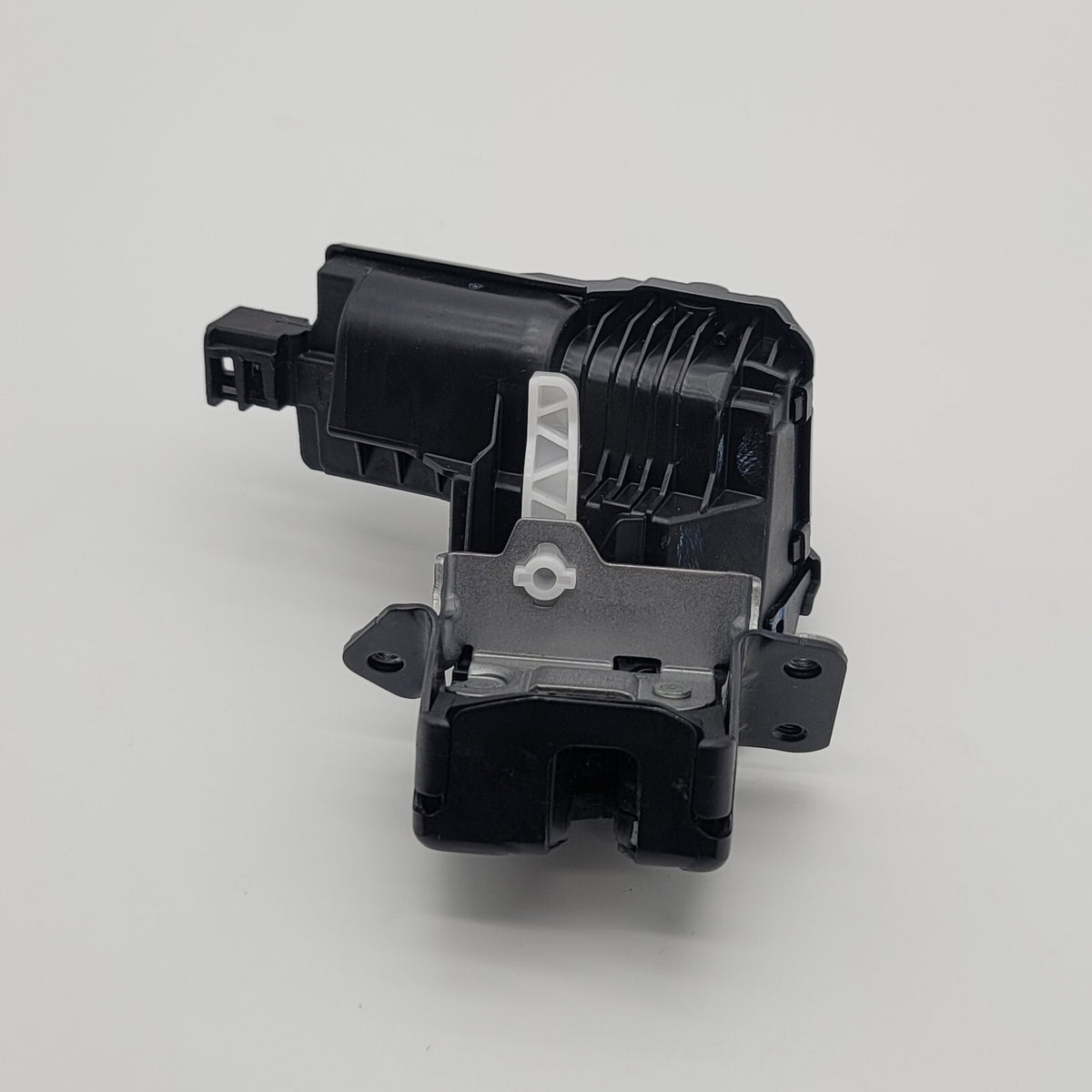 2024 2025 MAZDA CX-90 REAR LIFTGATE POWER MOTOR LOCK LATCH ACTUATOR OEM