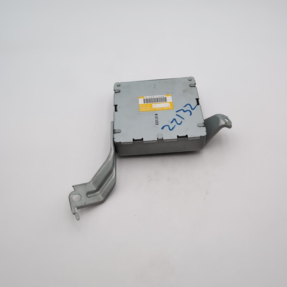 2004 2005 Lexus GX470 Stabilizer Control Module OEM 89271-60011
