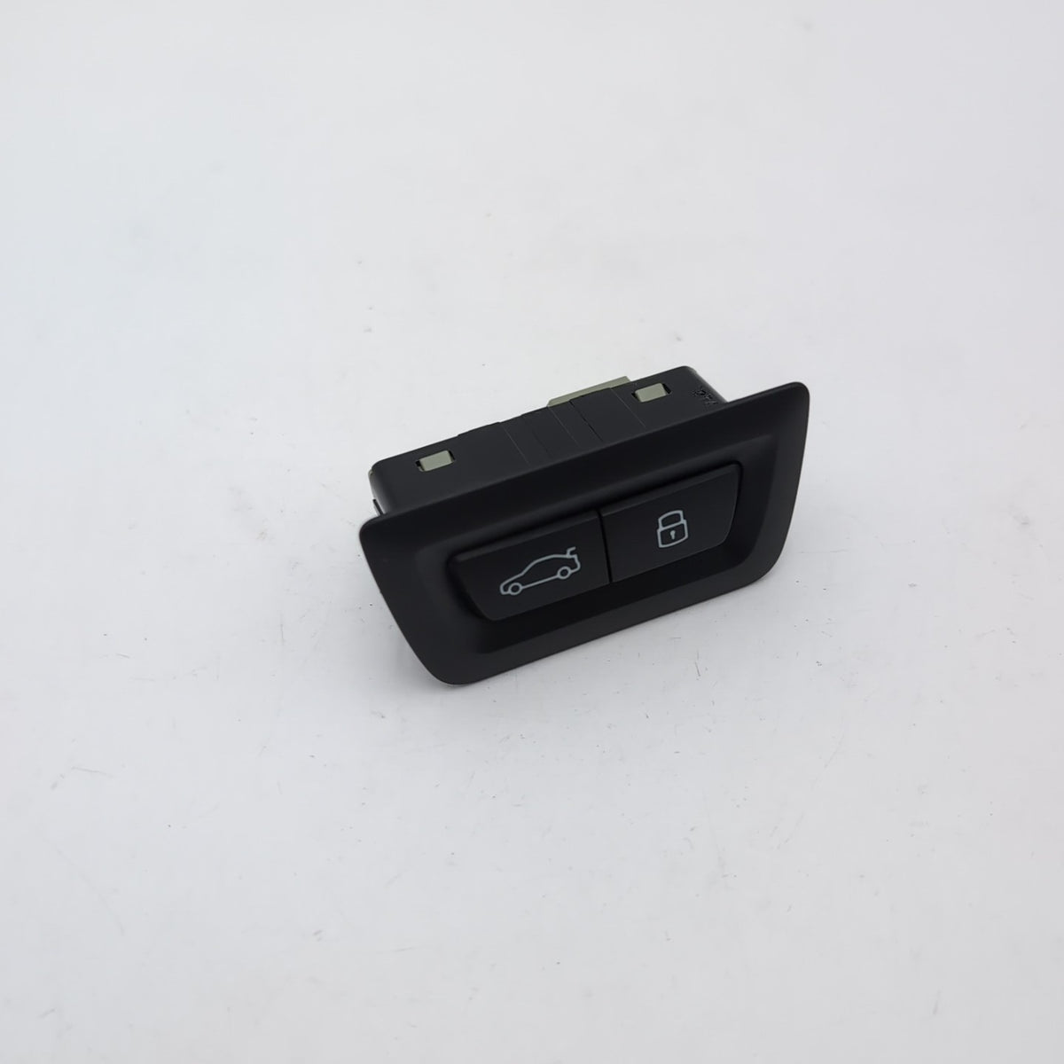 2021 - 2026 BMW 540i 530i i5 G60 M5 X1 X2 X3 Trunk Lid Tailgate Switch Button