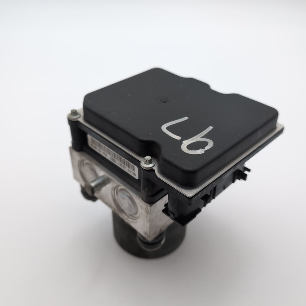 2011 2012 Nissan Altima 2.5L ABS Anti Lock Brake Pump Control Unit 47660ZX65A