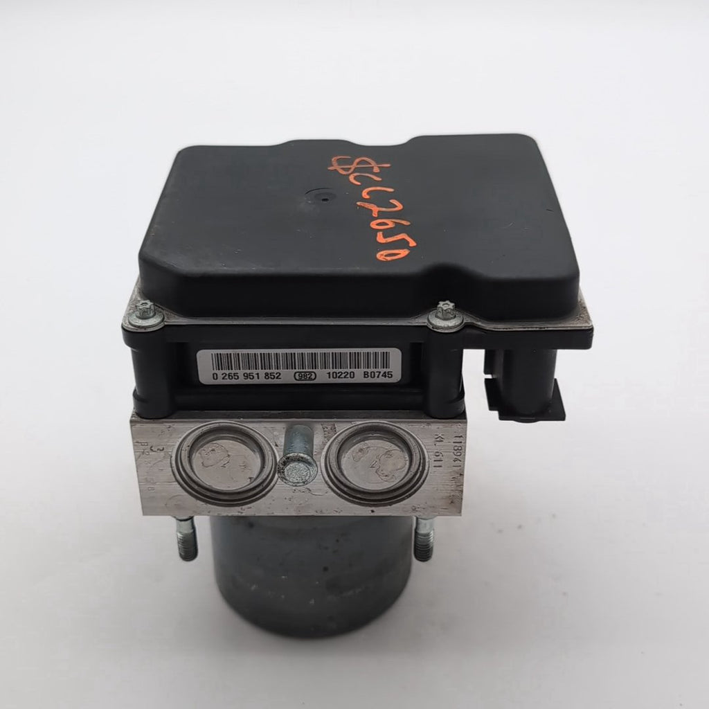 2010 2011 Toyota Camry 2.5L ABS Anti Lock Brake Pump 44540-06050-C