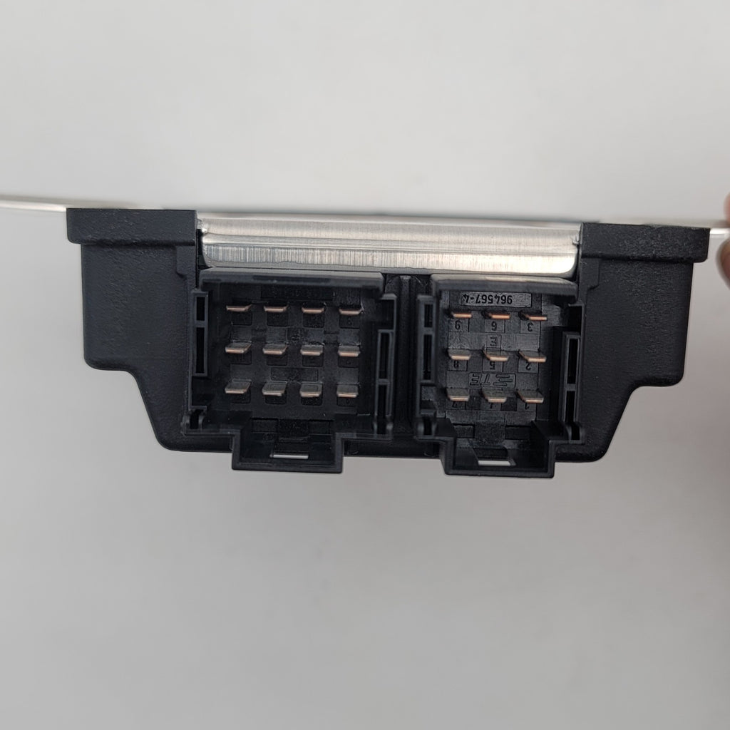 2020- 2023 BMW G05 G16 G20 G26 G30 M3 M4 Rear Axle Differential Control Module
