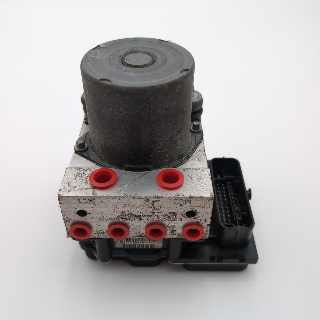 2013 2014 Nissan NV200 ABS Anti Lock Brake Pump Control Unit 476603LM0A