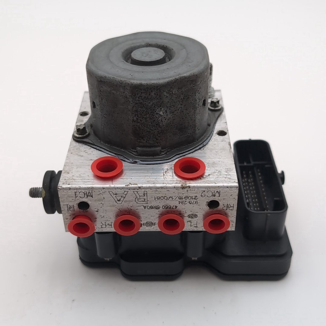 2021 2022 2023 Nissan Kicks 1.6L ABS Anti Lock Brake Pump Control 476605R00A