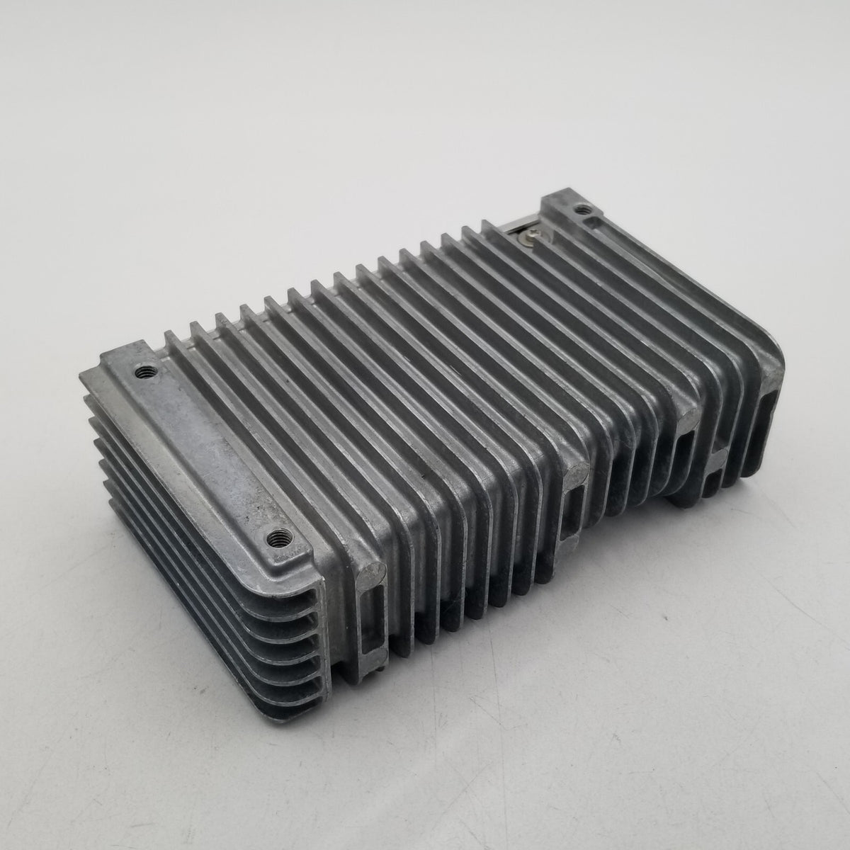 2007 2008 2009 2010 GMC Acadia AC DC Power Inverter Converter 10361107 OEM