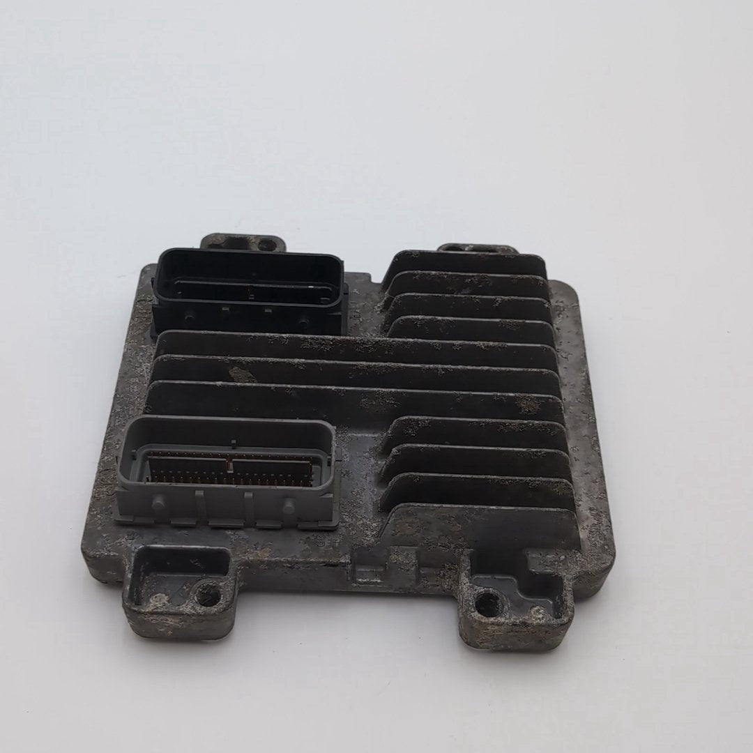 2010 - 2013 Chevrolet Suburban 1500 Engine Computer Control Module E38 12647990