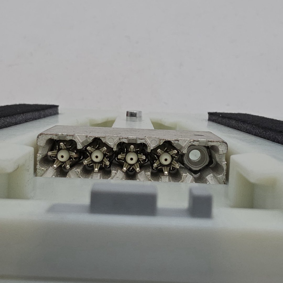 2019 - 2023 BMW G20 G30 M3 M4 X5 Antenna Telematics Control Module 5A3C235