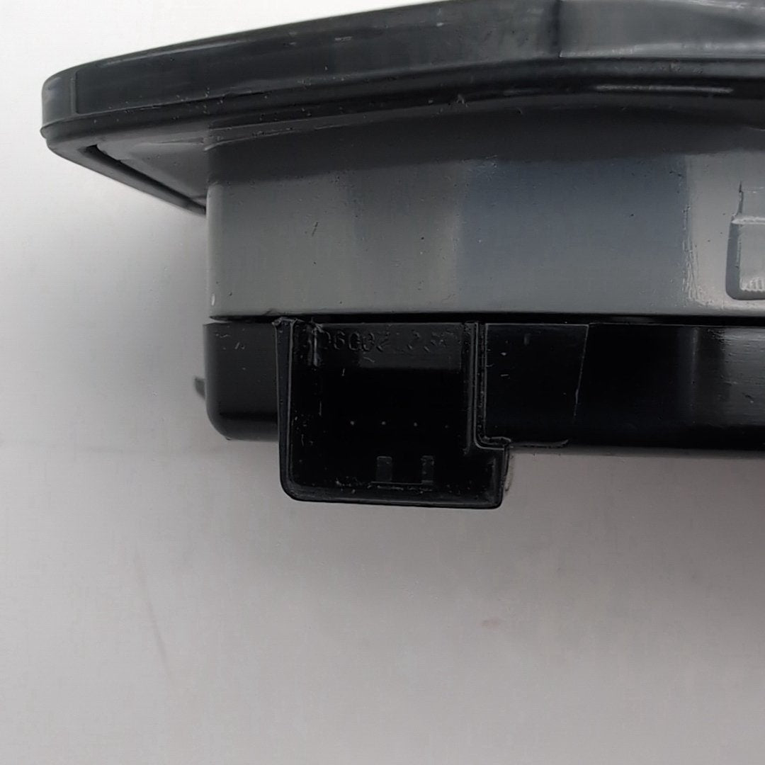 2023 - 2026 BMW X7 Rear Interior Reading Light Lamp 7911121