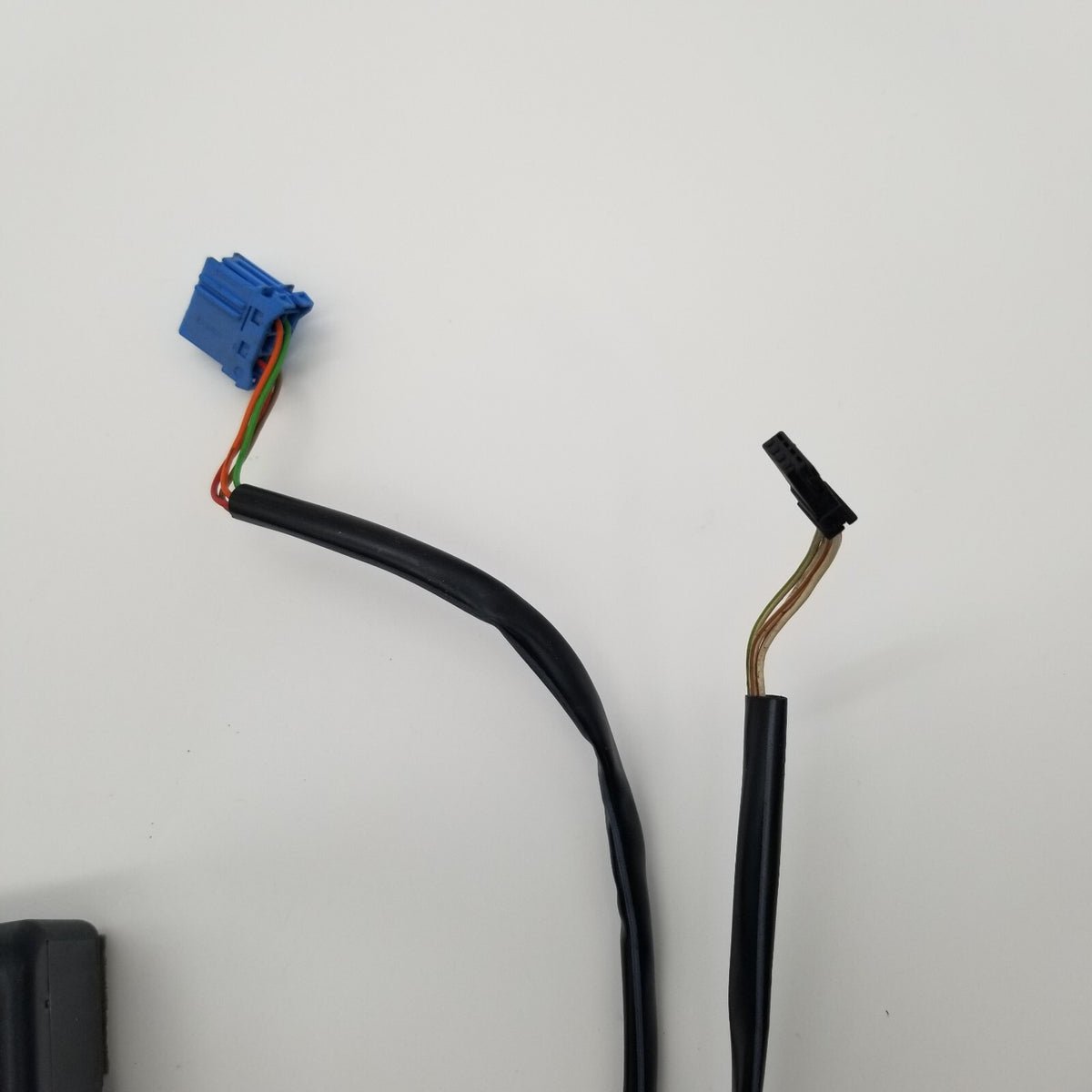 2000 2001 2002 2003 MERCEDES S430 FRONT RIGHT SEAT CONTROL VALVE UNIT 2208000278