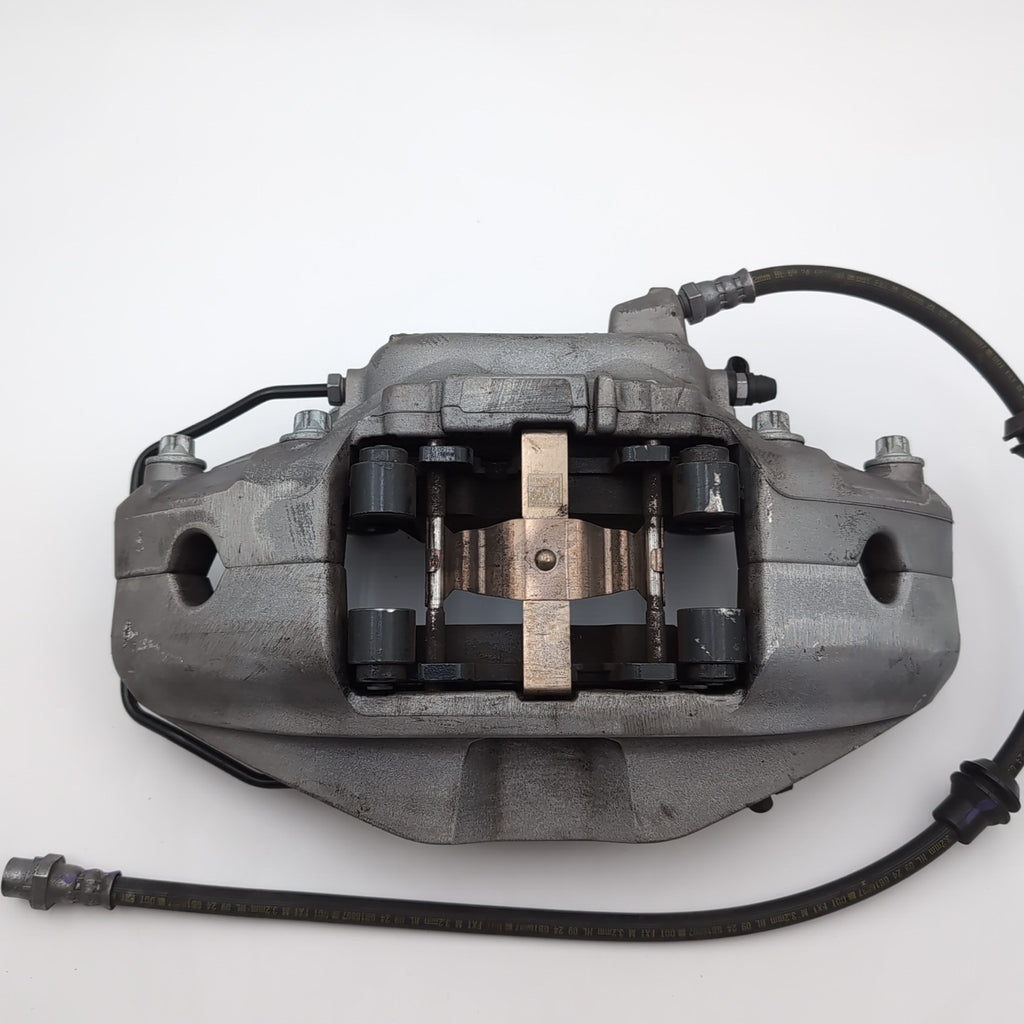 2019 - 2025 BMW X5 X6 X7 G05 G06 G07 Front Right Brake Caliper Brembo 8843332