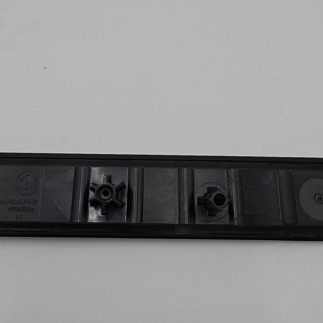 2025 2026 BMW 530i 540i G60 Front Left Door Lock Unlock Touch Panel 5B5BF17