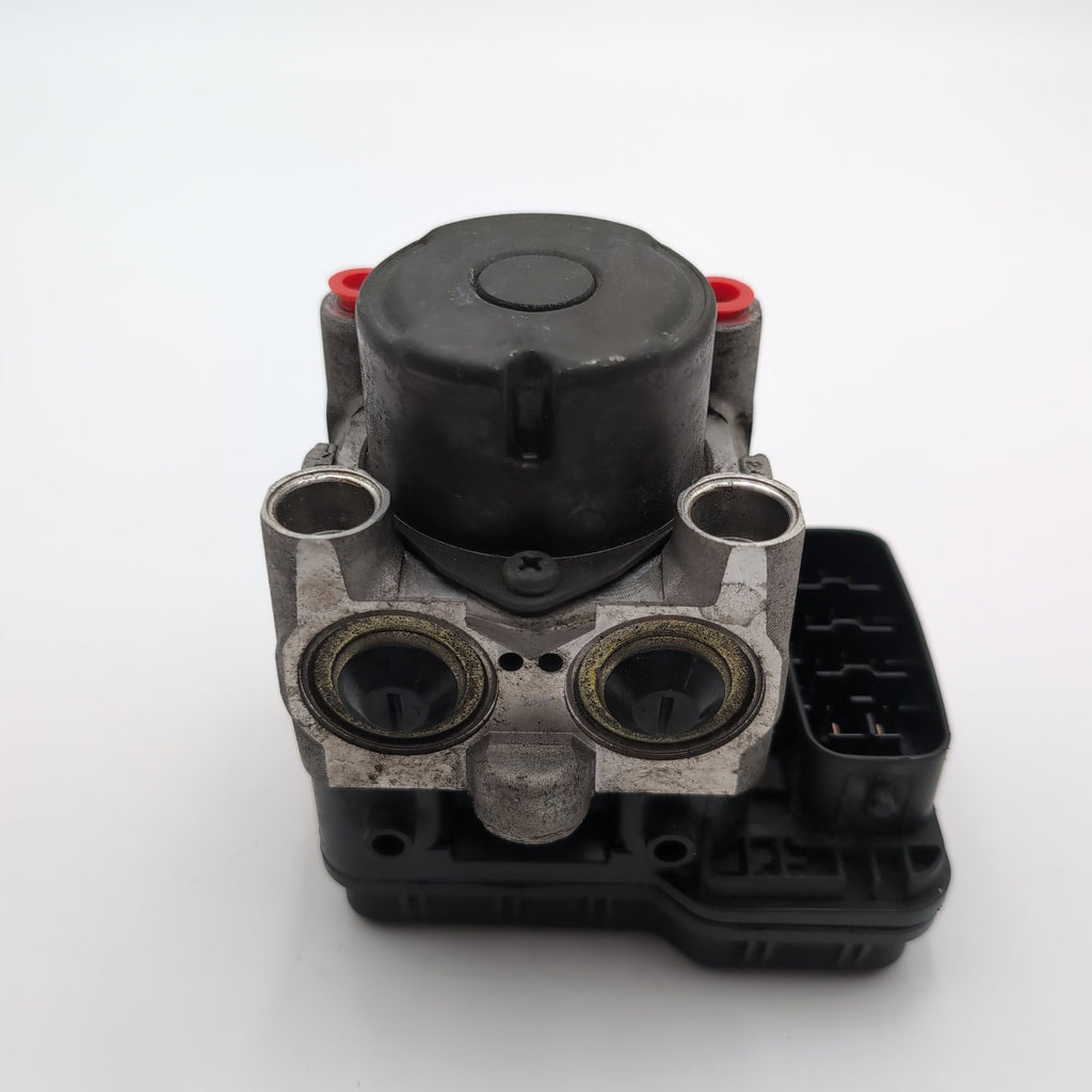 2004 2005 2006 Lexus ES330 ABS Anti Lock Brake Pump Control Unit 44510-33081