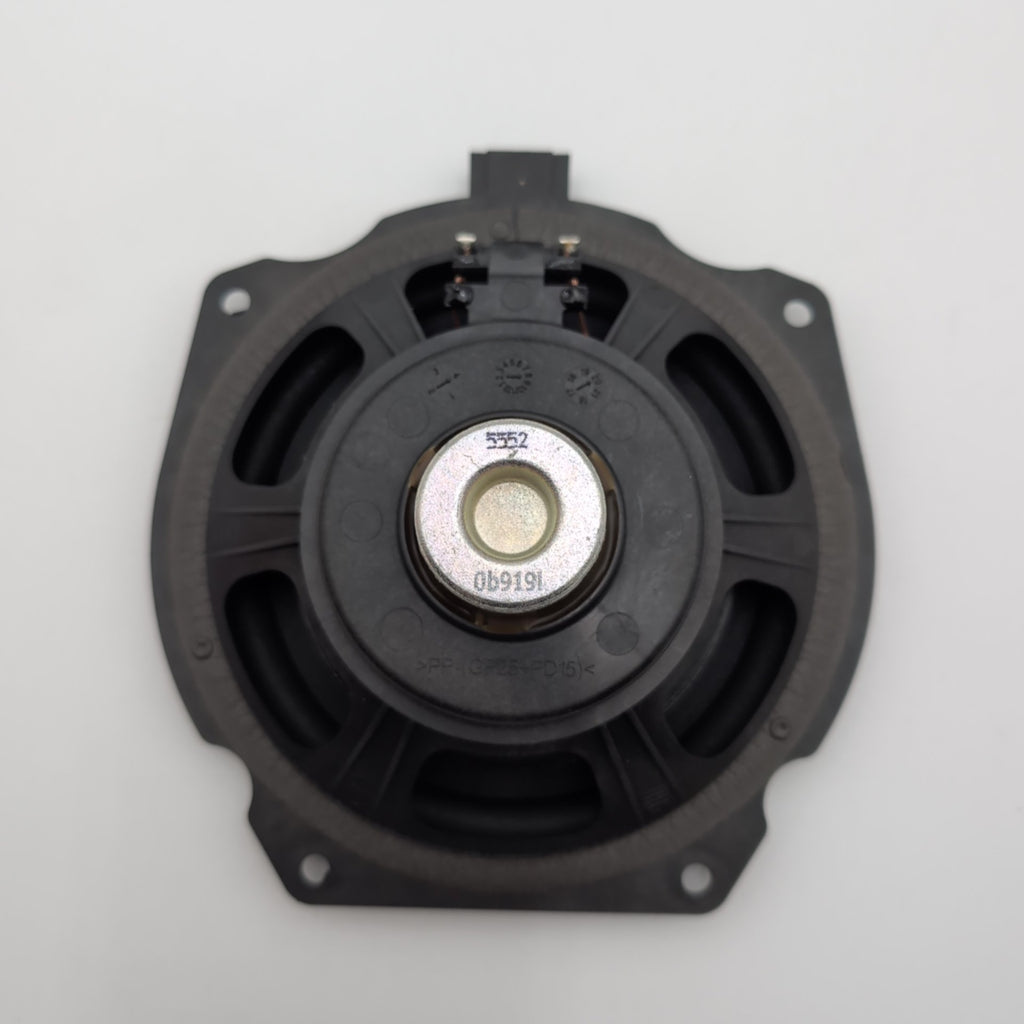 2014 - 2021 BMW i3 i3s I01 Front Left Right Woofer Speaker OEM 8715684