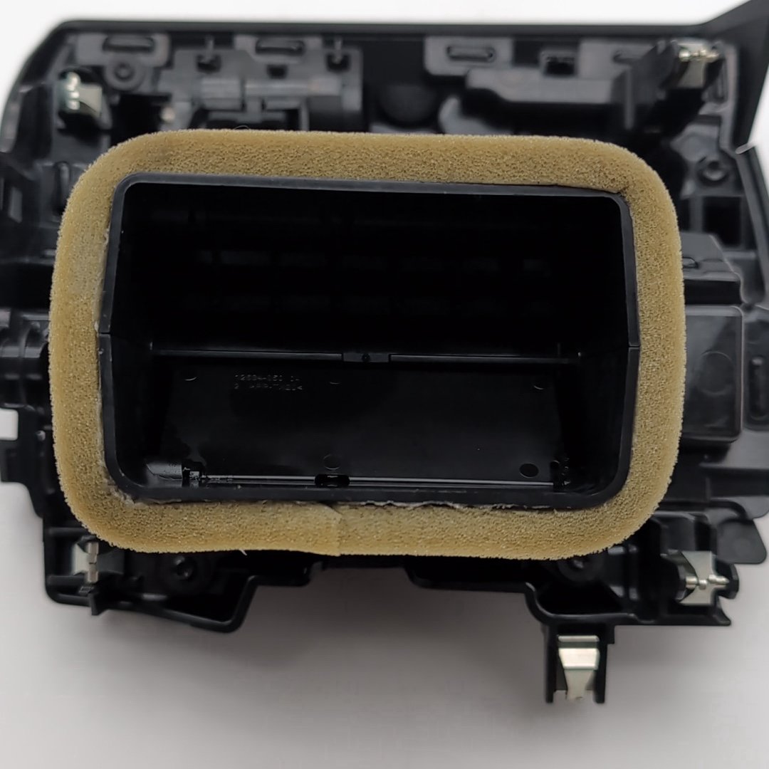 2024 - 2026 BMW 530i 540i 550e G60 Front Left Dash Air Vent Dark Oak Gloss Trim