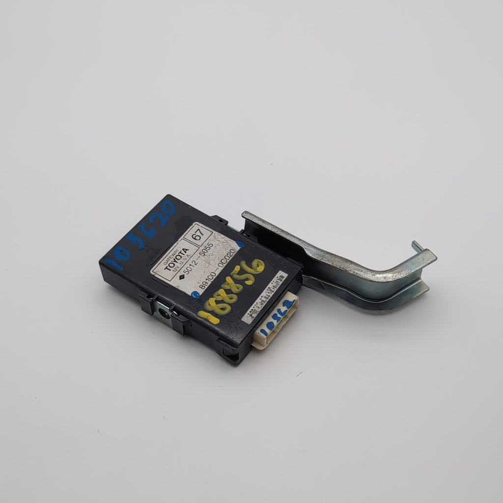 2014- 2018 Toyota Tundra Network Gateway Control Module 89100-0C020