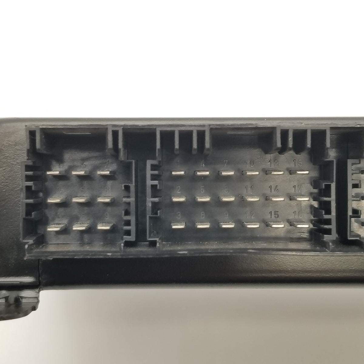 1999 2000 2001 2002 Land Rover Discovery 2 ABS Brake System Module SRD000070