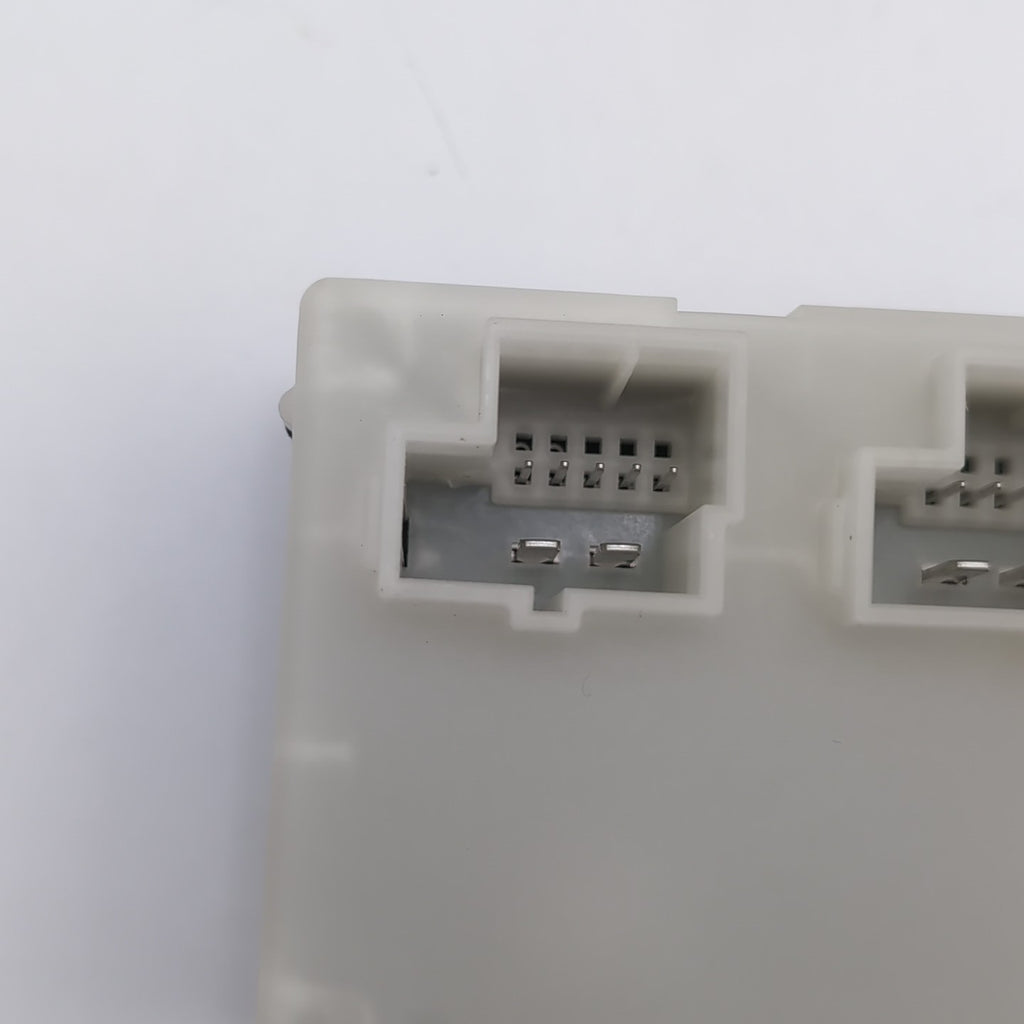 2018- 2025 BMW OEM REAR HATCH/ DECK LID CONTROL MODULE 5A19DB2