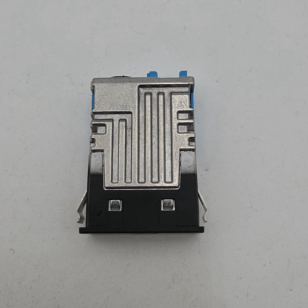2019 - 2024 BMW 3 4 5 X3 X4 X5 X6 Rear Center Single USB Port Socket 8711939