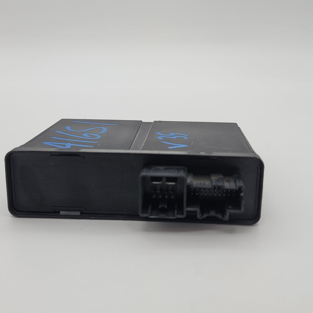 2013 2014 Cadillac ATS Keyless Entry Control Module OEM 13580552