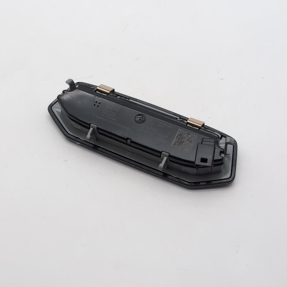 2022 2023 2024 2025 BMW X7 G07 Rear Center Interior Reading Light 7911121