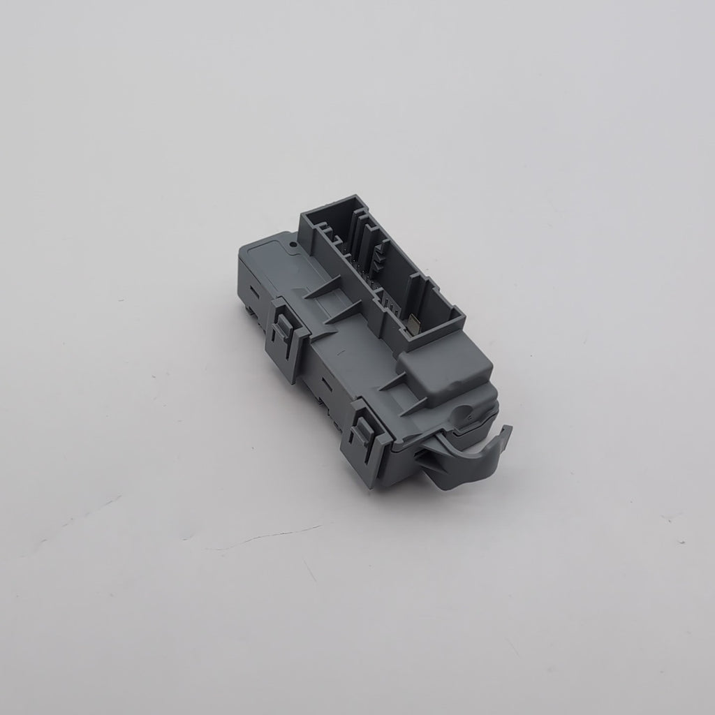 2022 - 2026 BMW X1 X2 Mini Cooper Countryman Power Distribution Box LIN Module
