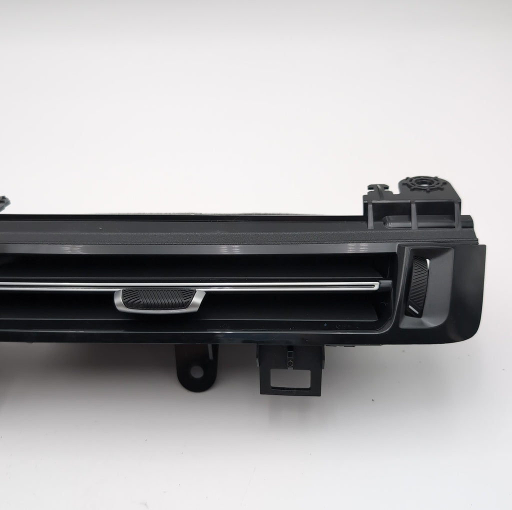 2023 2024 2025 BMW X2 U10 X1 U11 Center Dash Fresh Air Vent Grille 9483383 OEM