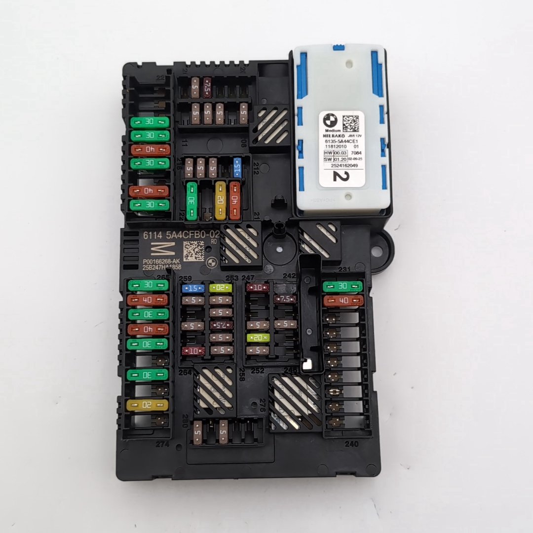 2022 - 2026 BMW 330i G20 G42 Rear Power Distribution Fuse Box 5A4CFB0