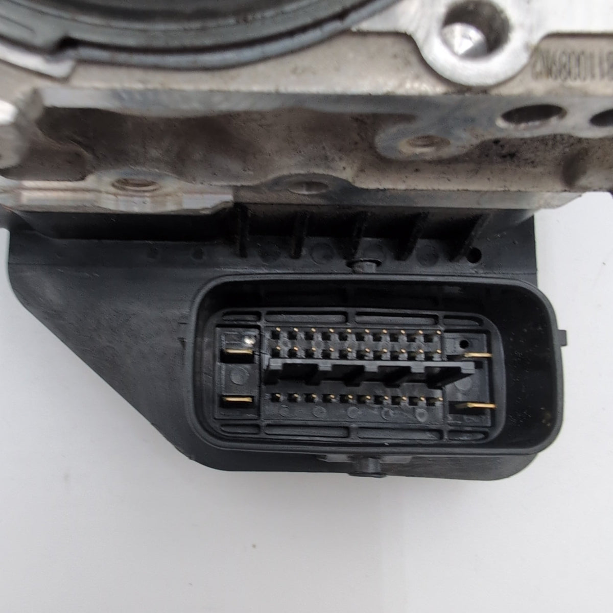 2018 2019 Infiniti Q50 3.0L ABS Anti Lock Brake Pump Control Unit 476604GU1A