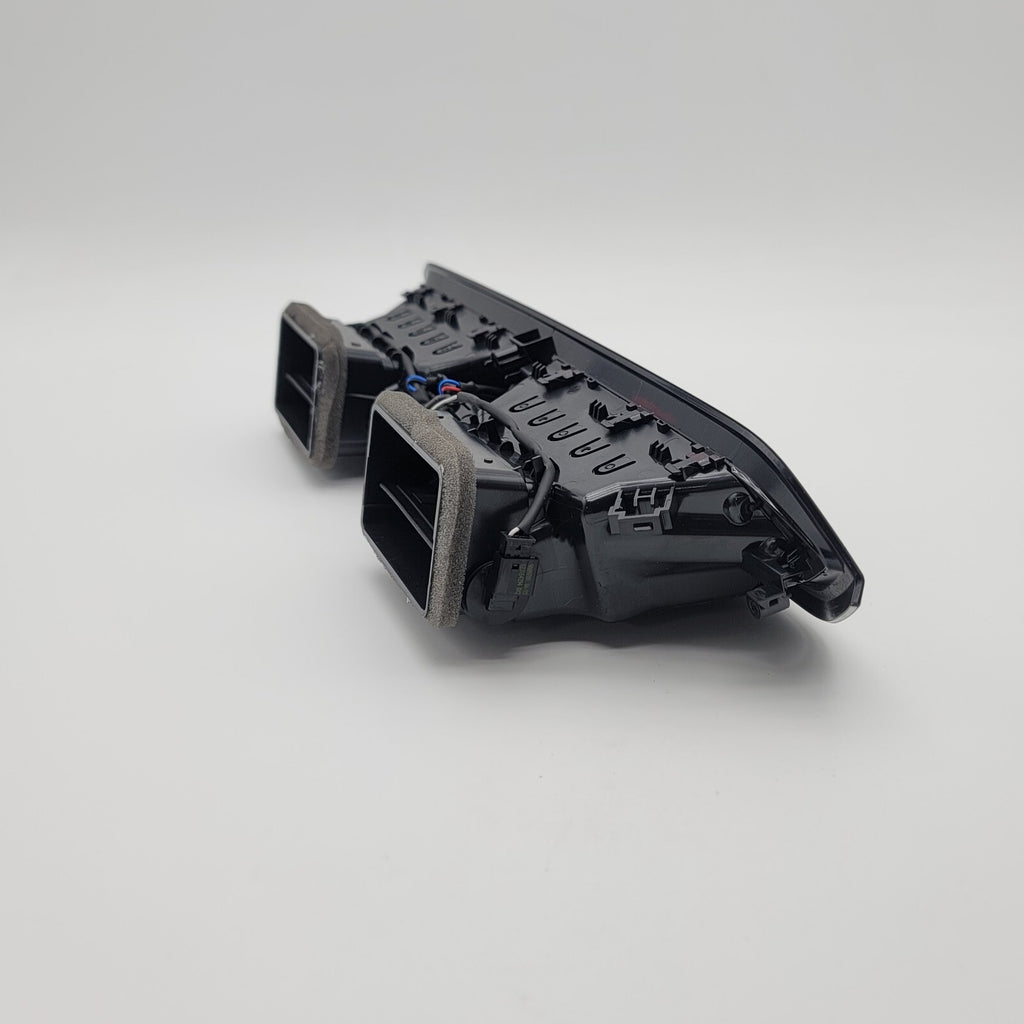 2024 BMW M4 G82 330i G20 CENTER Dash Vent Component