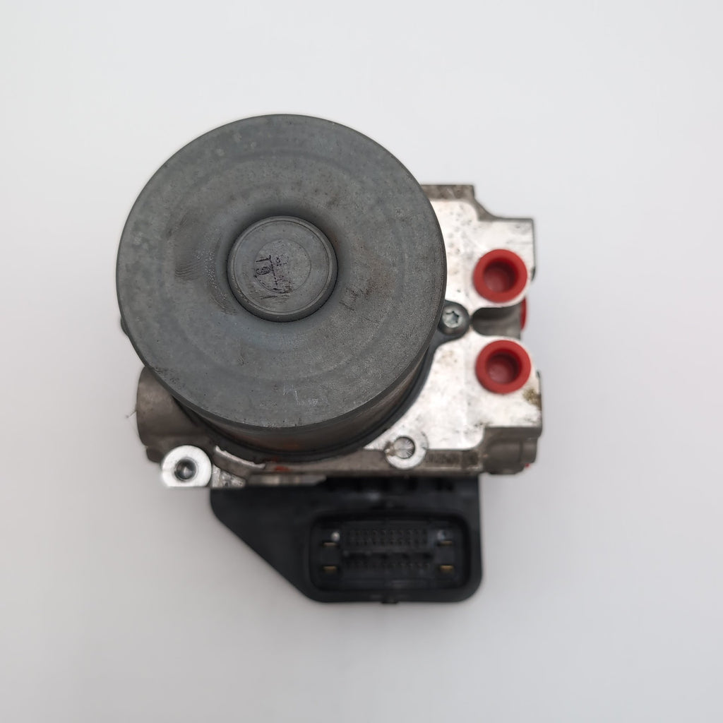2014 2015 Mazda 6 2.5L ABS Anti Lock Brake Pump Control Unit GHR1-437A0