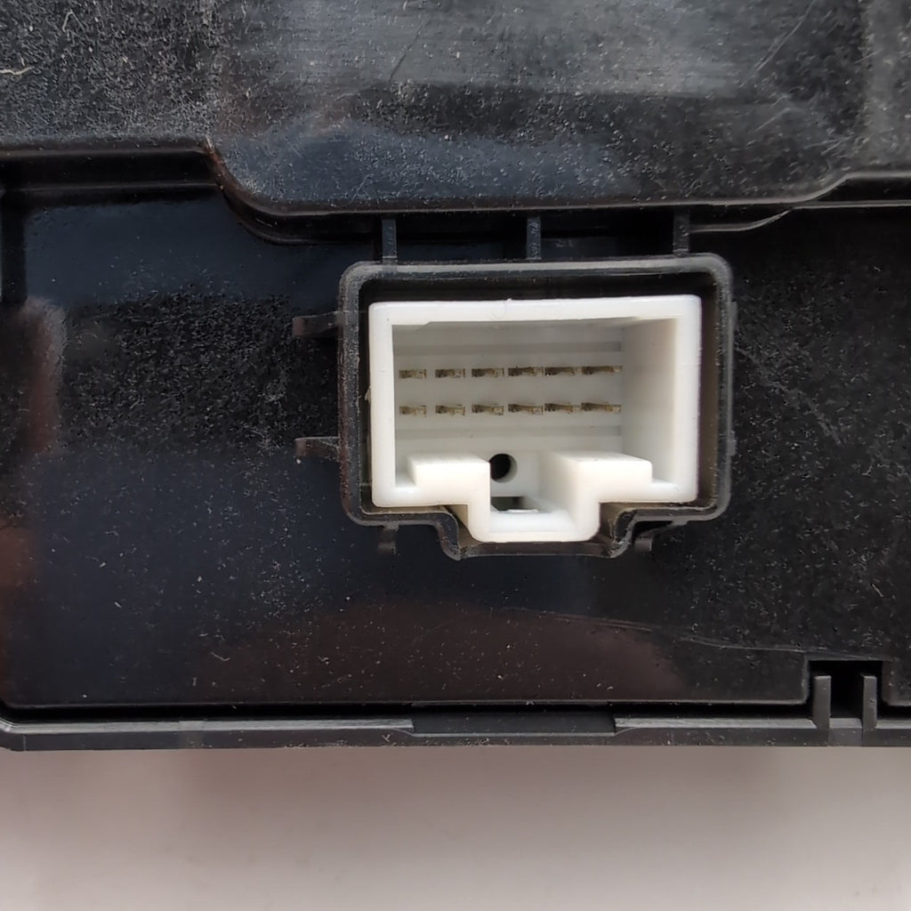 2015 2016 2017 Kia 900 Center Console Multimedia Navigation Switch 96540-3T001