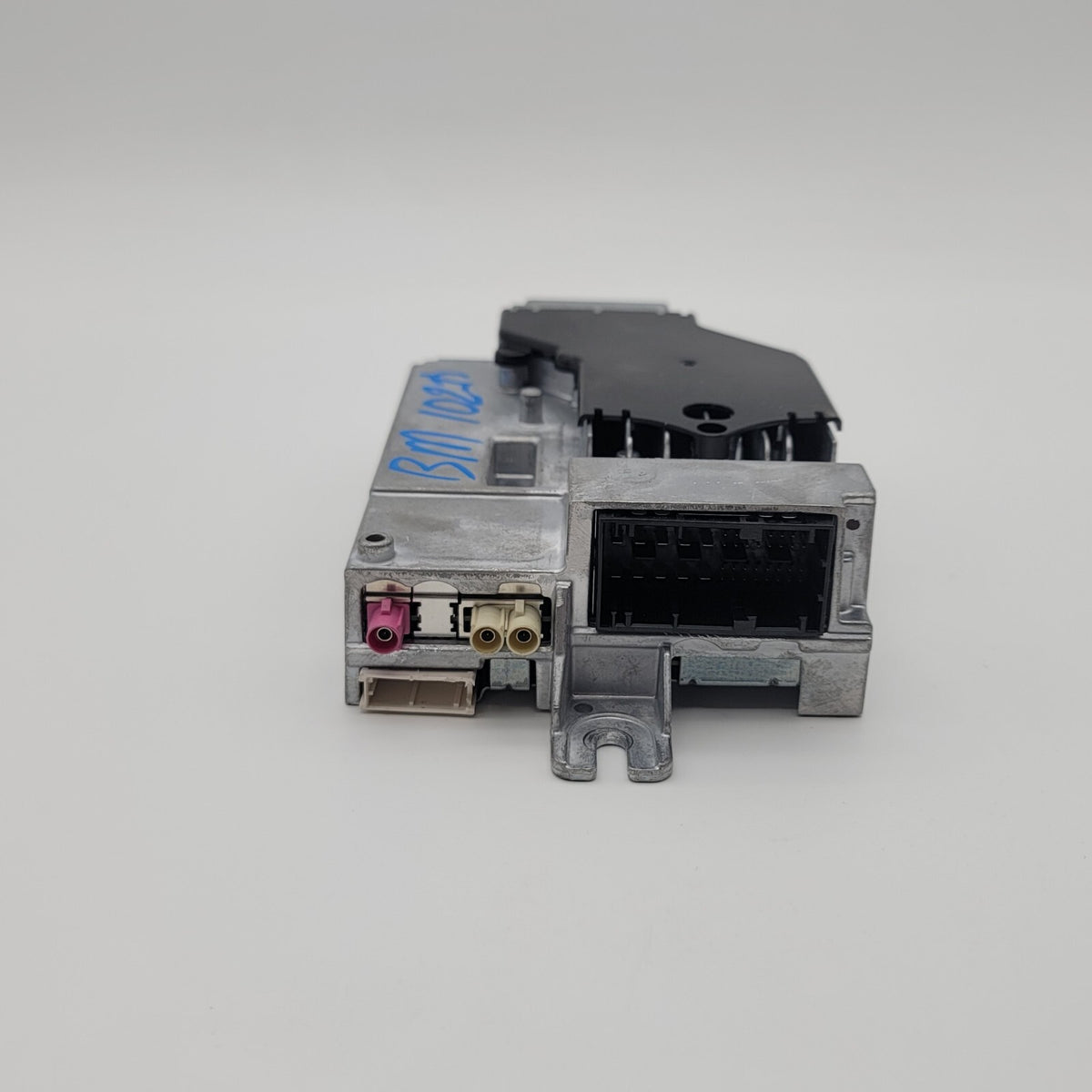 2022 - 2025 BMW G20 U06 X1 X2 X3 Radio Receiver Control Module 5A9BFB1
