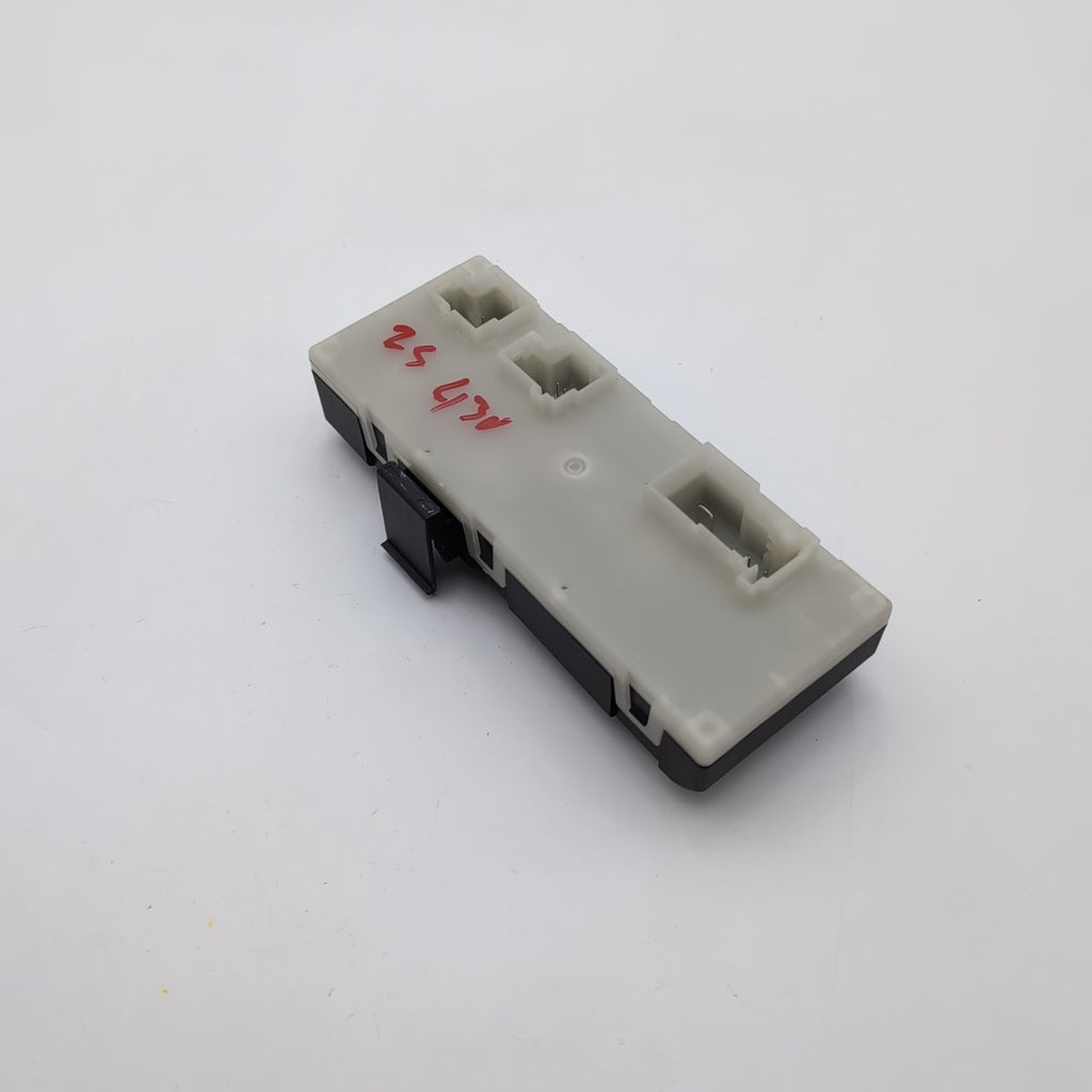 2021 - 2026 BMW G20 G30 M3 X3 X6 X6M Rear Liftgate Trunk Lid Control Module