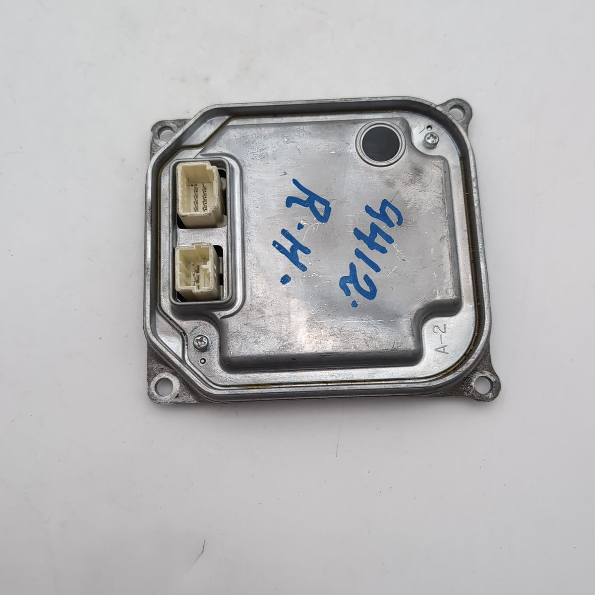 2010 Lexus RX450h LED Headlight Computer Control Module Ballast 85967-47010
