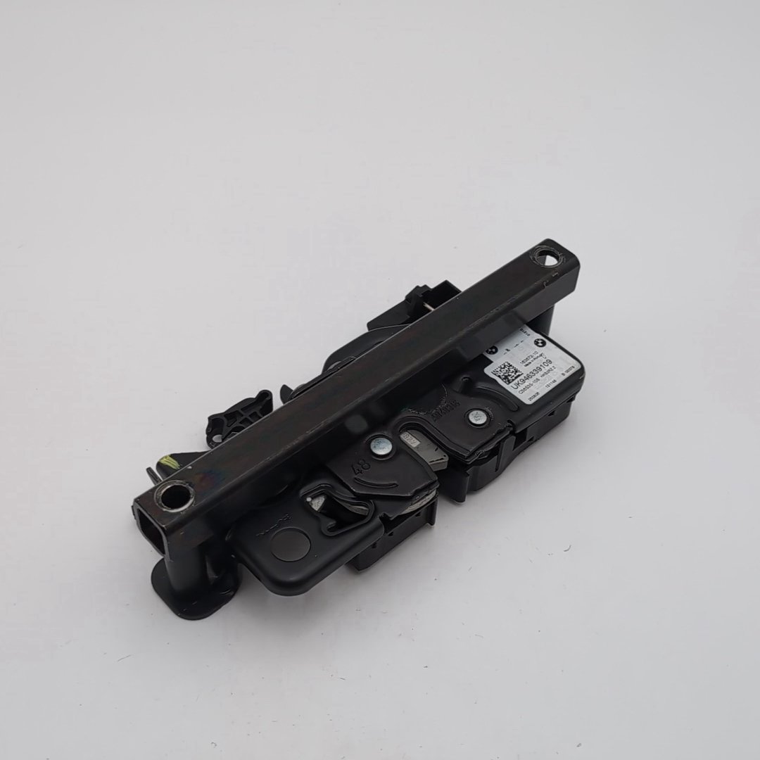 2020 - 2026 BMW X6 G06 430i G26 Trunk Lid Lock Latch Striker 9463391