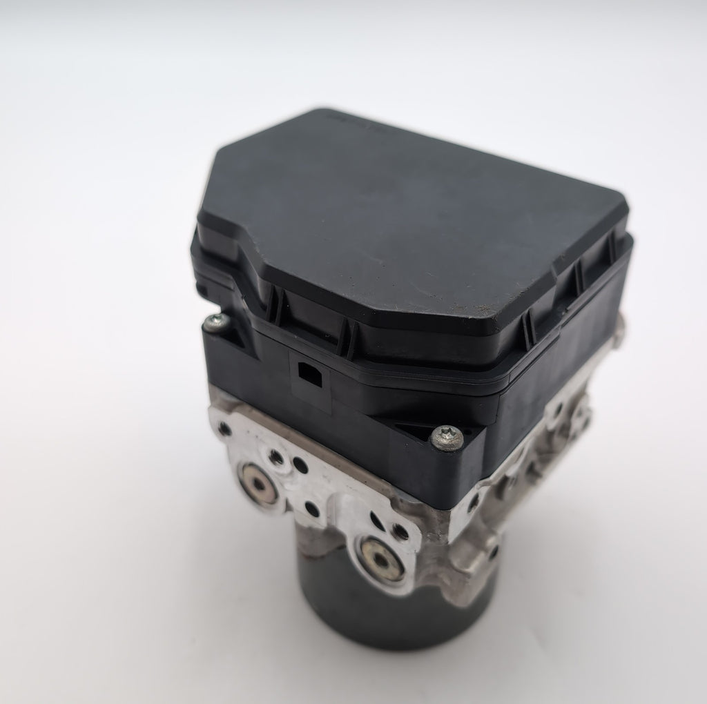2020 2021 2022 2023 2024 Infiniti Q50 3.0L ABS Anti Lock Brake Pump 476606HC0A