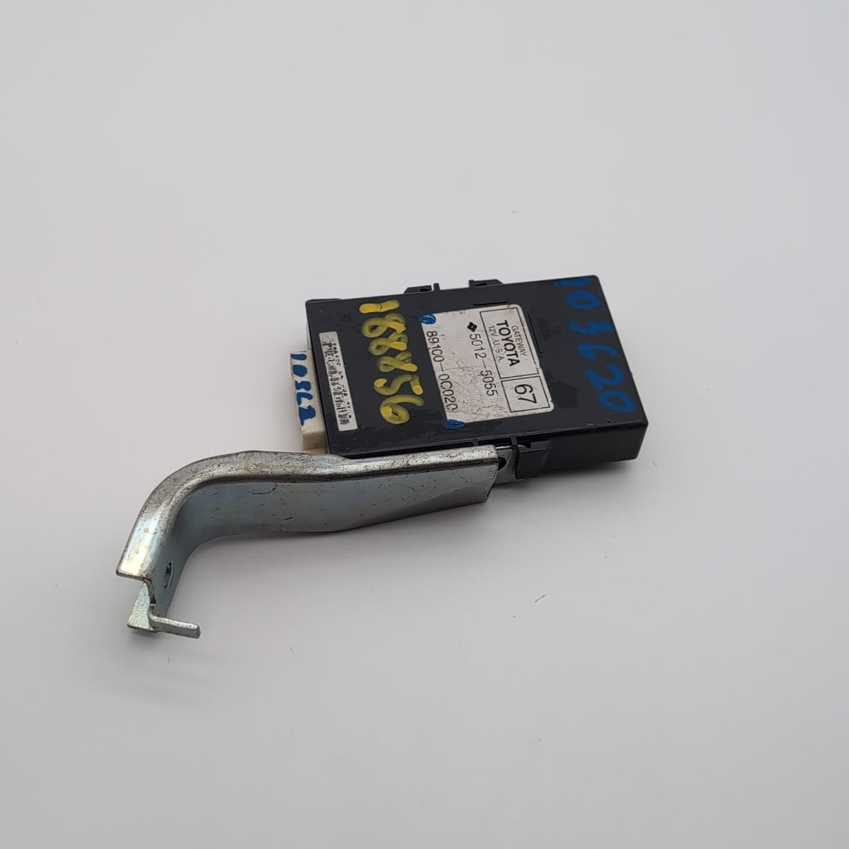2014- 2018 Toyota Tundra Network Gateway Control Module 89100-0C020