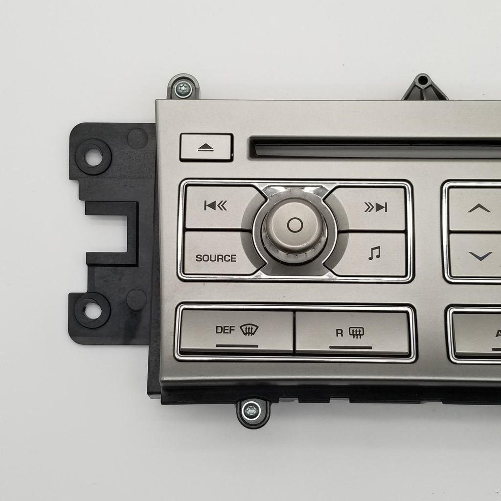 2009 2010 2011 Jaguar XF Sedan Dash Radio CD Player Climate Control 8X2318C858BG