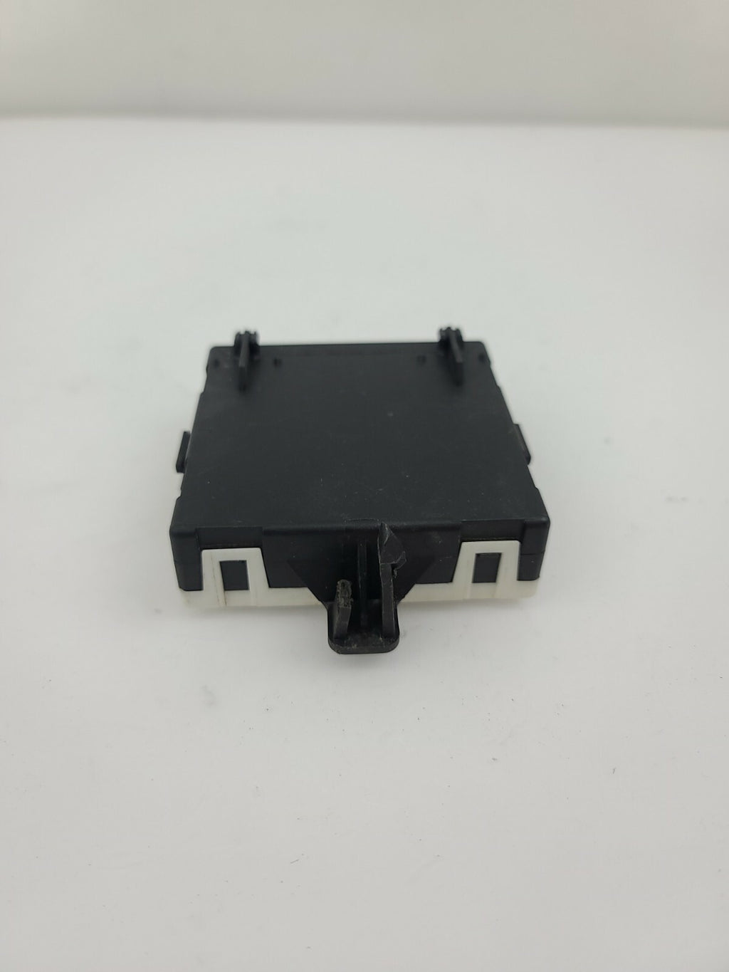 Mercedes Oem Benz W205 2015 Front Right Door Control Unit Module A2059004321