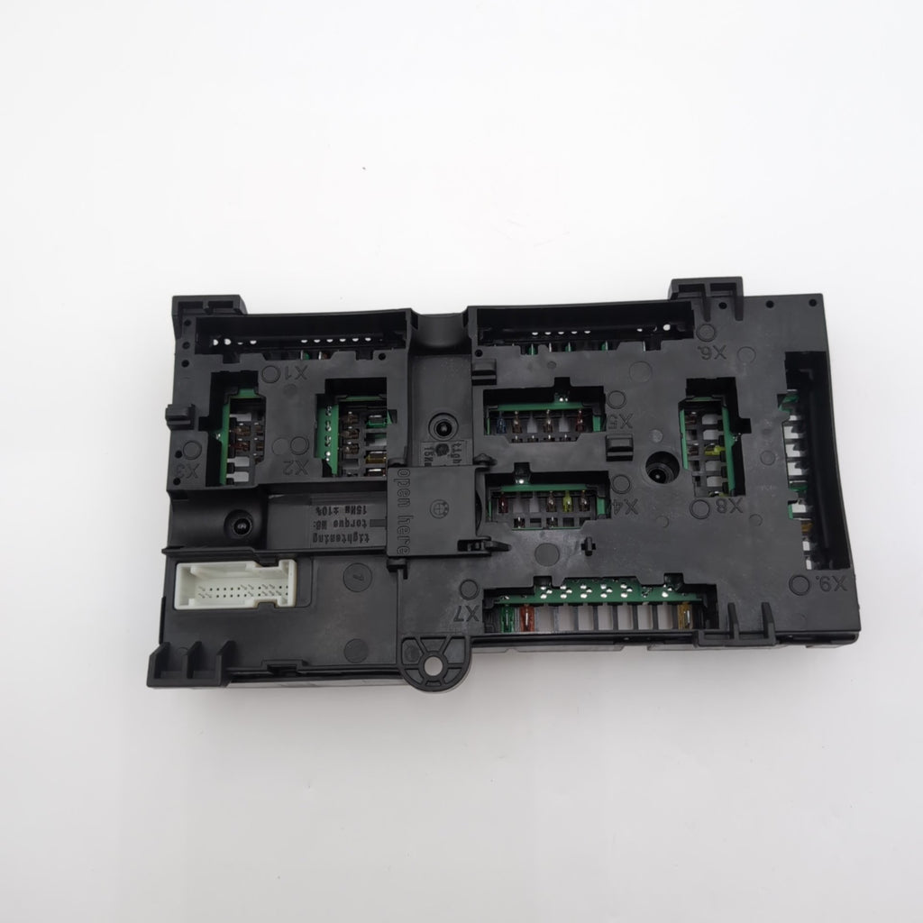 2021 - 2025 BMW G42 G20 G22 G26 M3 M4 Rear Power Distribution Fuse Box 5A0E7D0