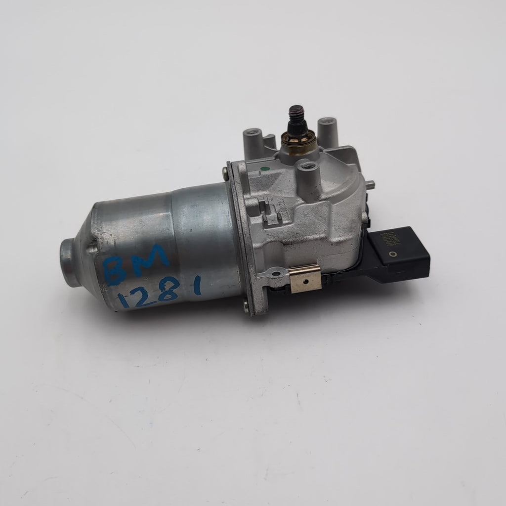 2021- 2025 BMW X1 X2 X3 M35 Front Windshield Wiper Motor OEM 0390243671