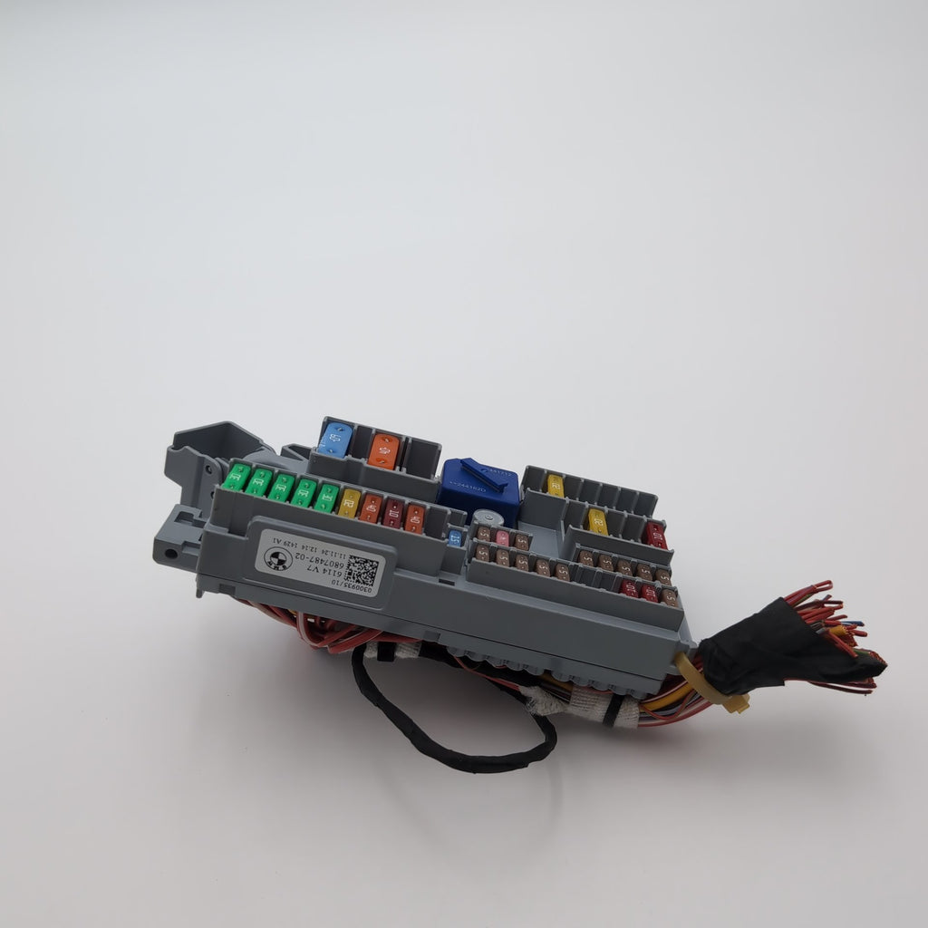 2019 - 2026 BMW X5 X6 X7 XM G20 G26 G42 G87 M3 Front Power Distribution Fuse Box