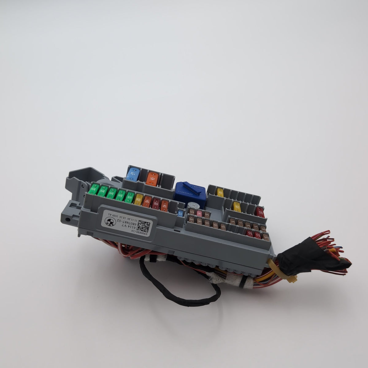 2019 - 2026 BMW X5 X6 X7 XM G20 G26 G42 G87 M3 Front Power Distribution Fuse Box