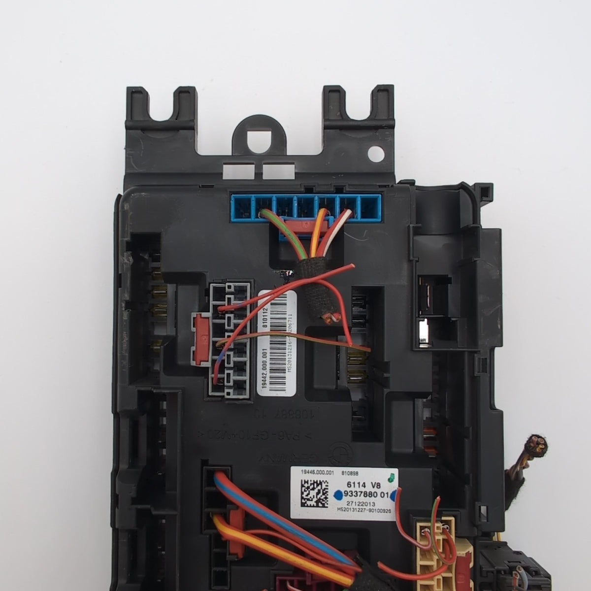 2013- 2016 BMW F30 F32 F34 F36 F80 F82 Rear Power Distribution Fuse Box 9337880