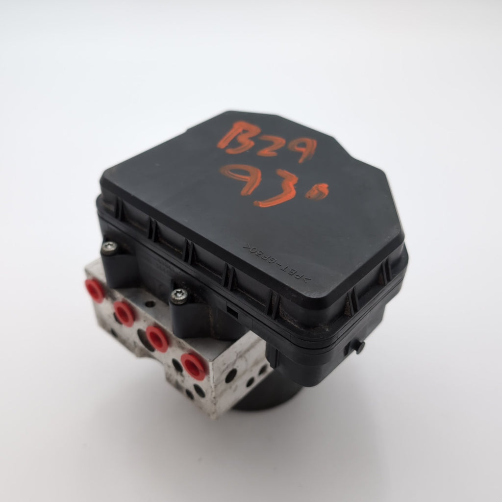 2013 2014 2015 Toyota RAV4 ABS Anti Lock Brake Pump Control Unit 44540-0R131